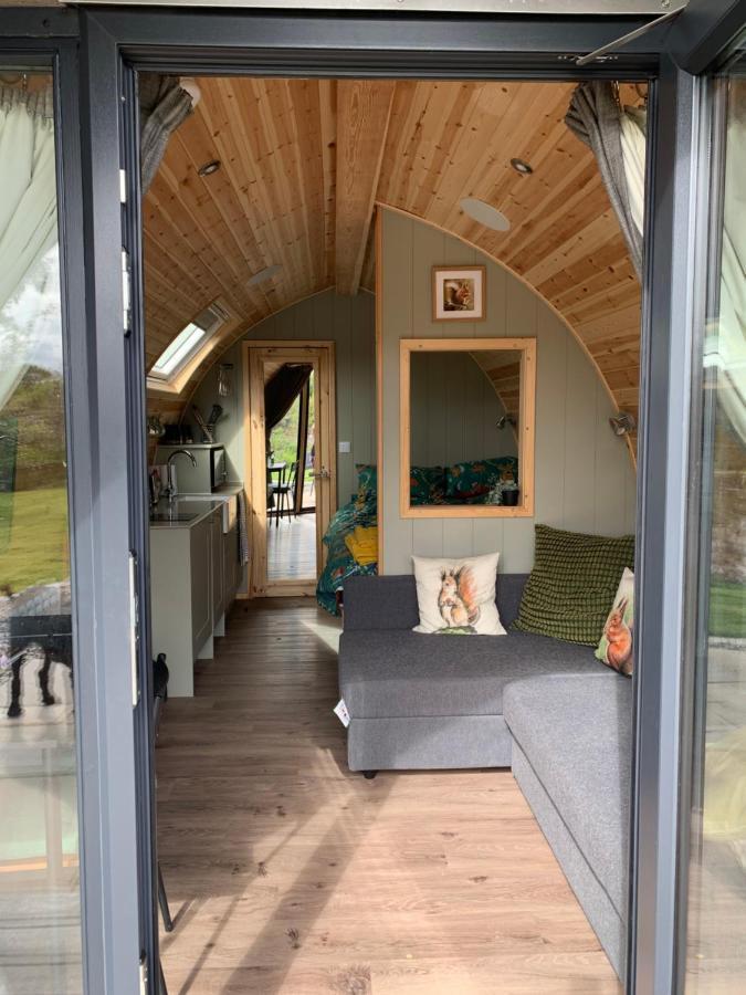 Red Squirrel Pod With Hot Tub Villa Oban Bagian luar foto