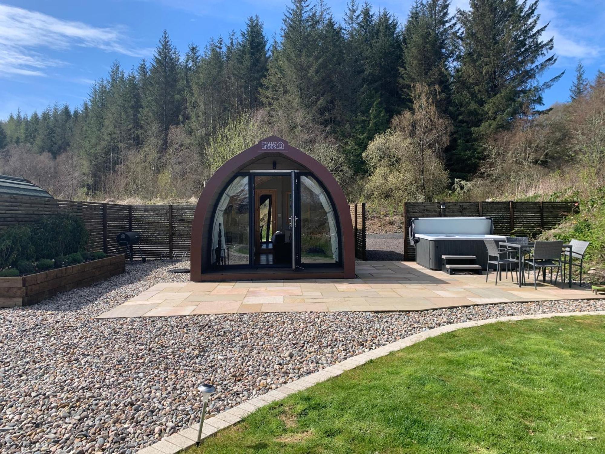 Red Squirrel Pod With Hot Tub Villa Oban Bagian luar foto